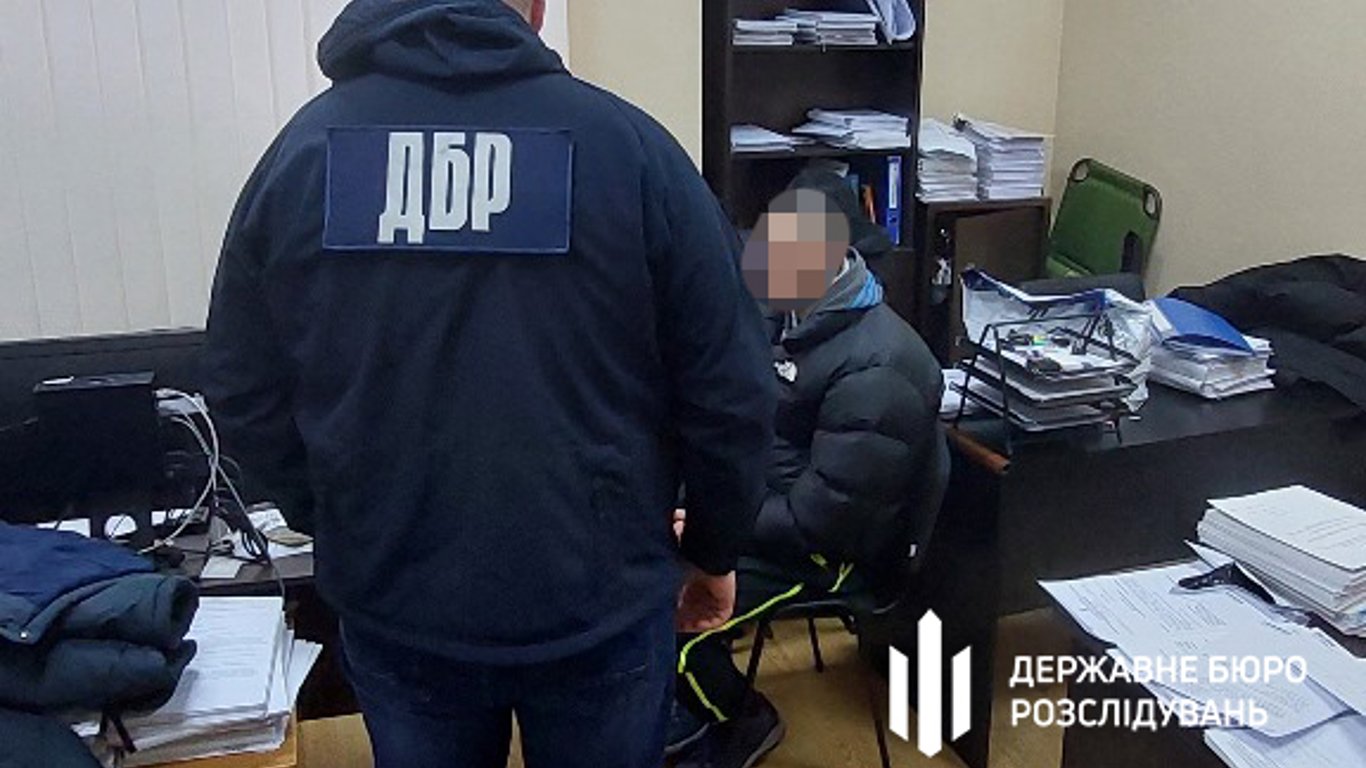 В Одесі правоохоронець організував схему переправлення ухилянтів за кордон