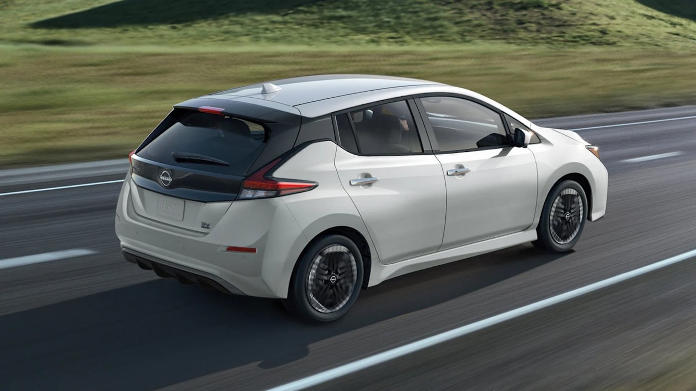 Подержанный Nissan Leaf второго поколения: преимущества и проблемы