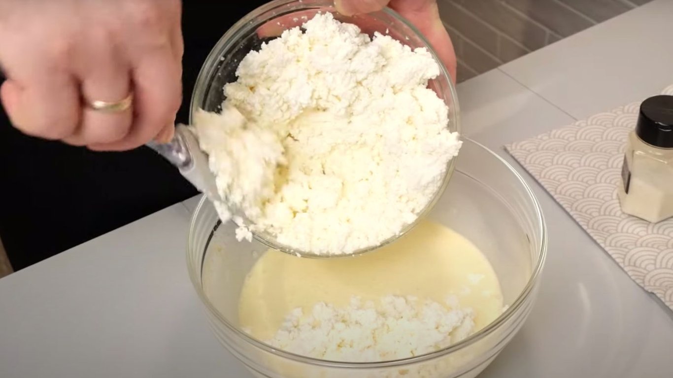 манник на сніданок з сиром