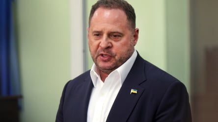 Дозволили виїжджати з Києва: Єрмаку змінили запобіжний захід - 328x184