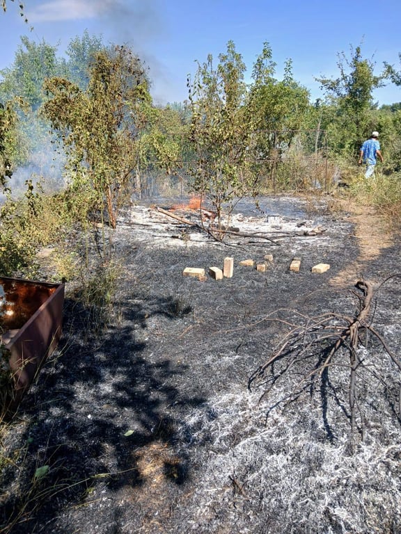 Окупанти вдарили по Харківщині — є загиблий, під завалами можуть бути люди - фото 3