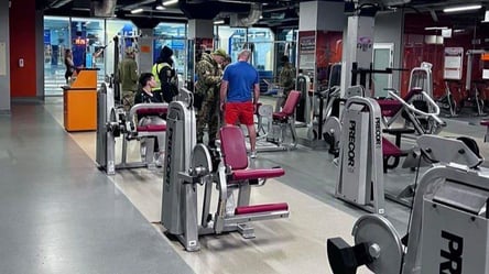 В столичном спортзале Порошенко придумали "инструкцию", как избежать военкомов - 285x160