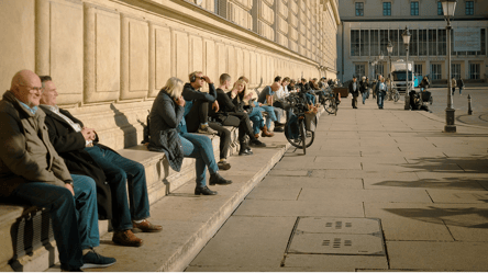 Виїзд з Німеччини — кому з українців загрожують серйозні штрафи - 285x160