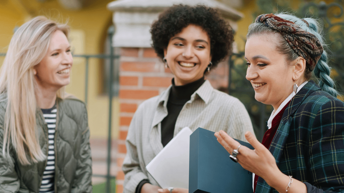 Які фрази роблять людину менш розумною