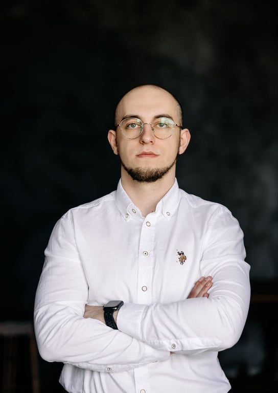 Назар Костенко - совладелец юридической компании Red Lawyers