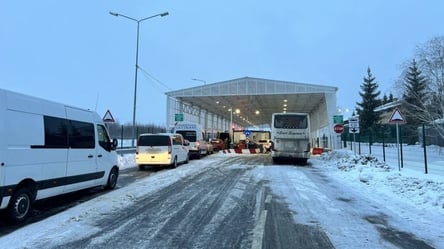 Очереди на границе с Украиной — на каком КПП самые длинные пробки вечером 29 января - 285x160