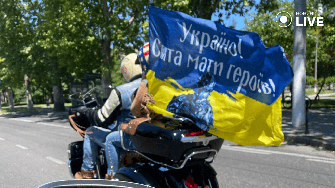 Мотопробіг в Одесі під час акції FreeAzov