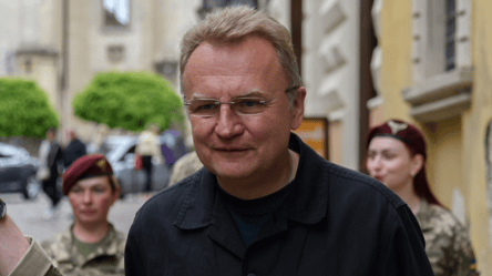 Садовий щемливо привітав українців з Днем Незалежності - 285x160