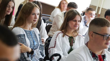 У Львові спростували заяви, що діти-ВПО не відвідують школи через цькування - 285x160