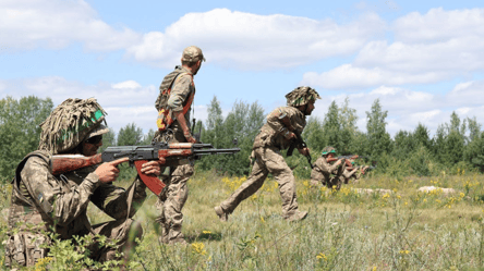 Командир объяснил отличие нынешних боев на фронте - 285x160