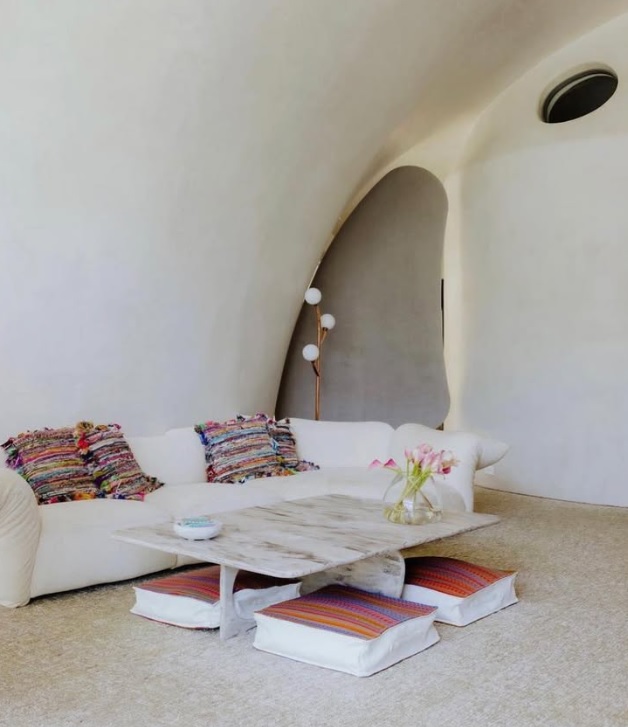 Вітальня Роберта Дауні — який дизайн обрала "залізна людина" - фото 3