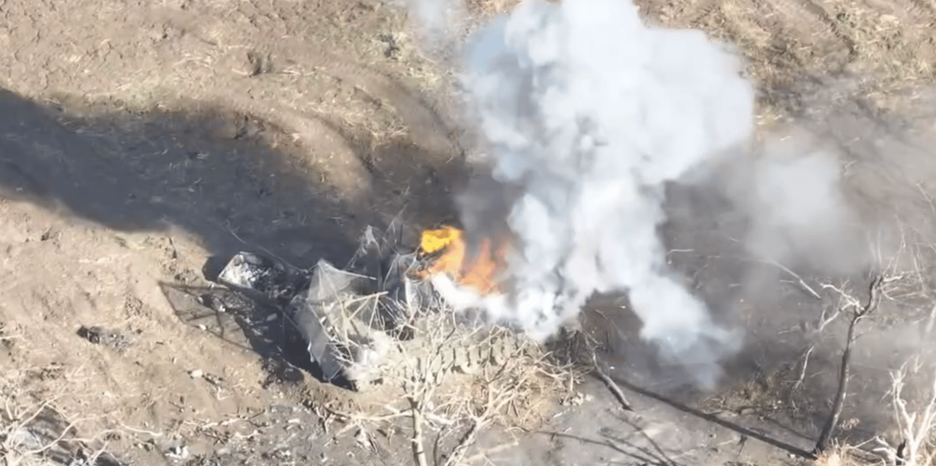 Горить танк