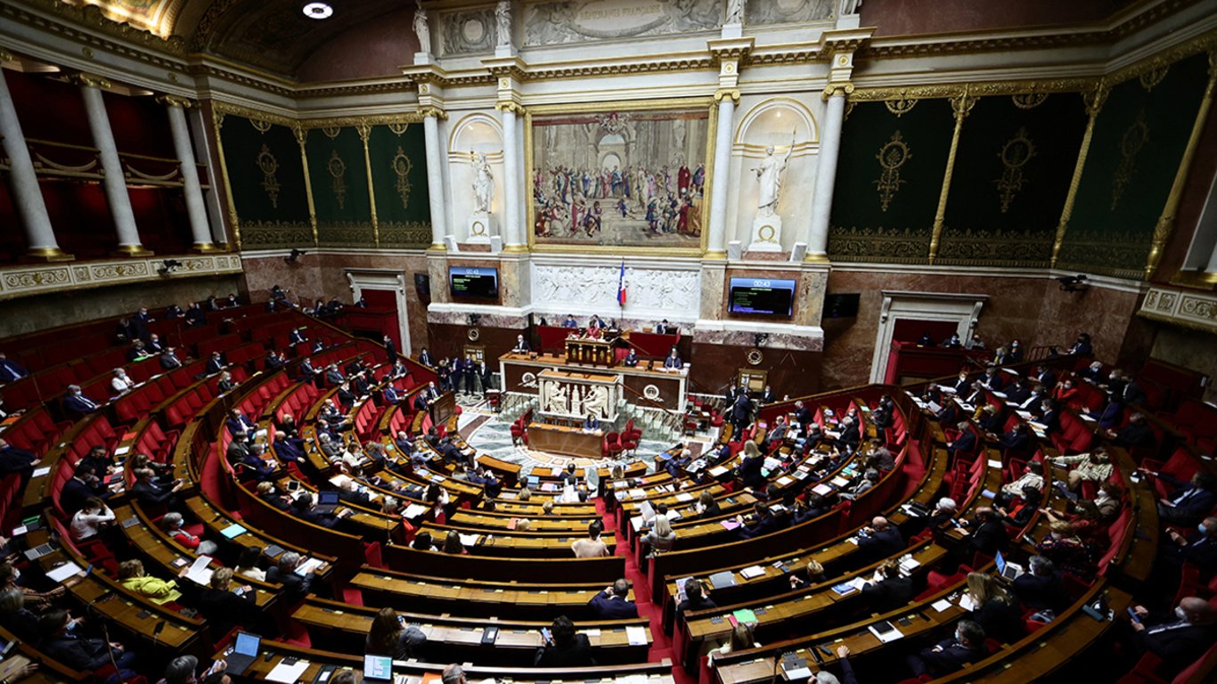 Франція стала першою країною, що закріпила право на аборт у Конституції