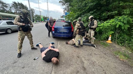 В Киевской области поймали профессиональных торговцев оружием - 285x160