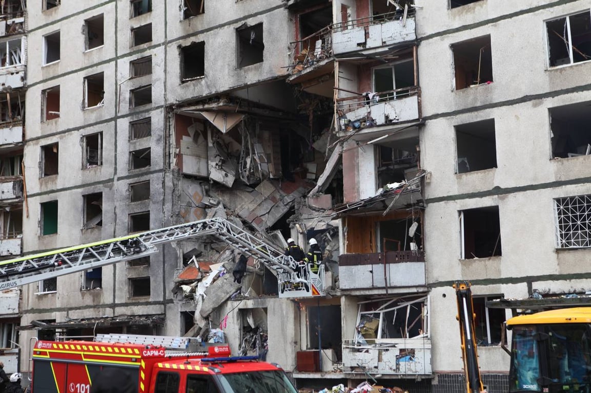 Пошкоджений КАБом будинок у Харкові