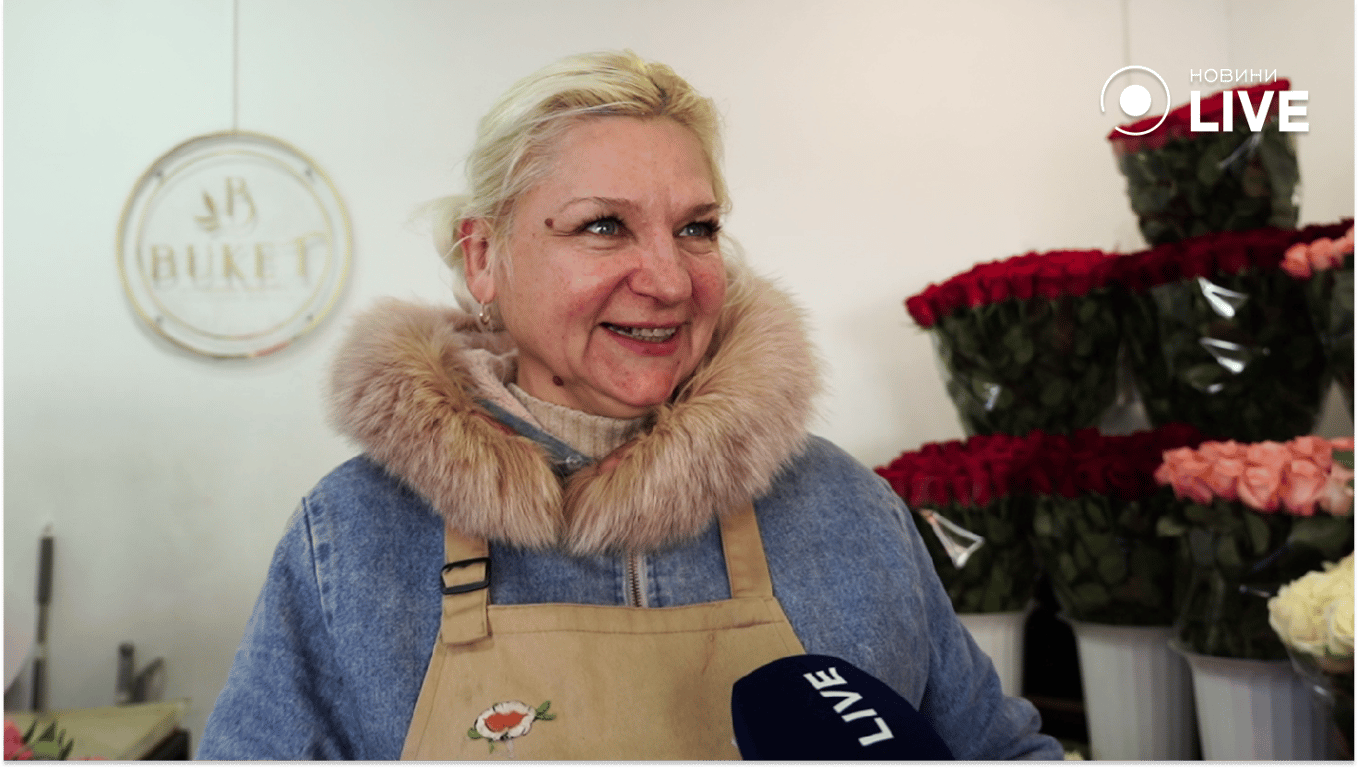 Продавці жартують на привозі