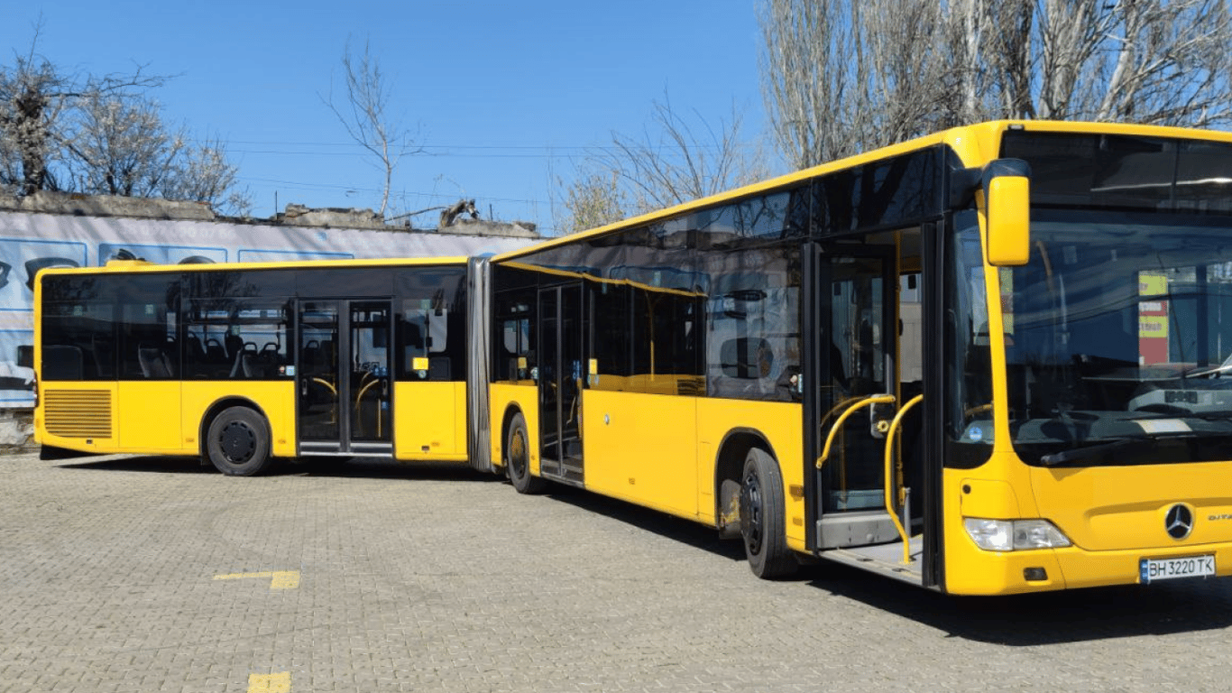 Соціальних автобусів в Одесі побільшало — нові маршрути