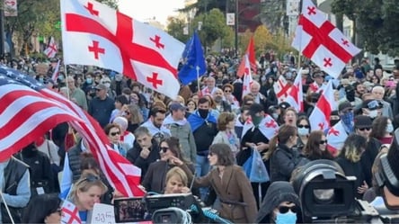 Протести у Грузії: боротьба за незалежність триває - 290x166