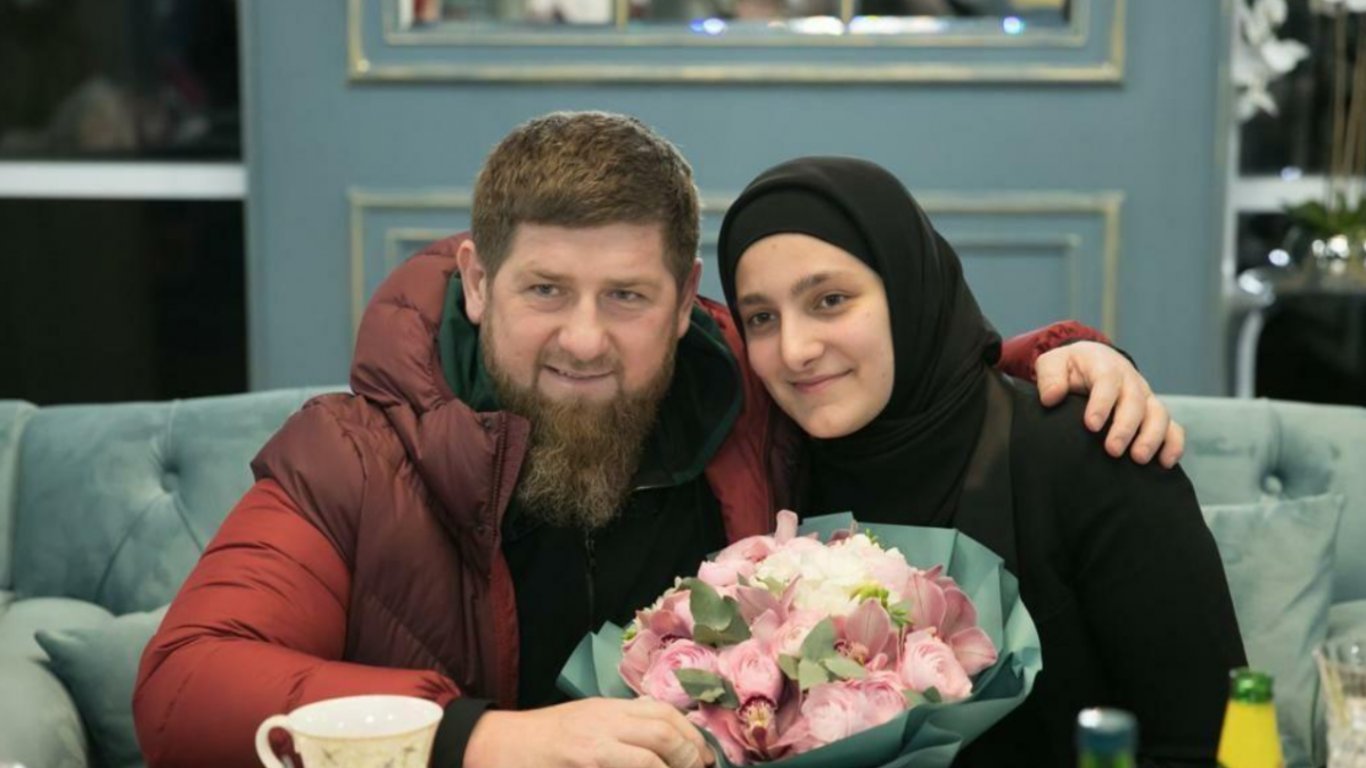 24-річна донька Кадирова обійняла посаду віцепремʼєра Чечні: чим займатиметься