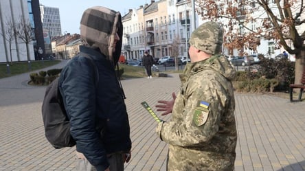 Мужчина после получения повестки не пришел в ТЦК — что решил суд - 290x160