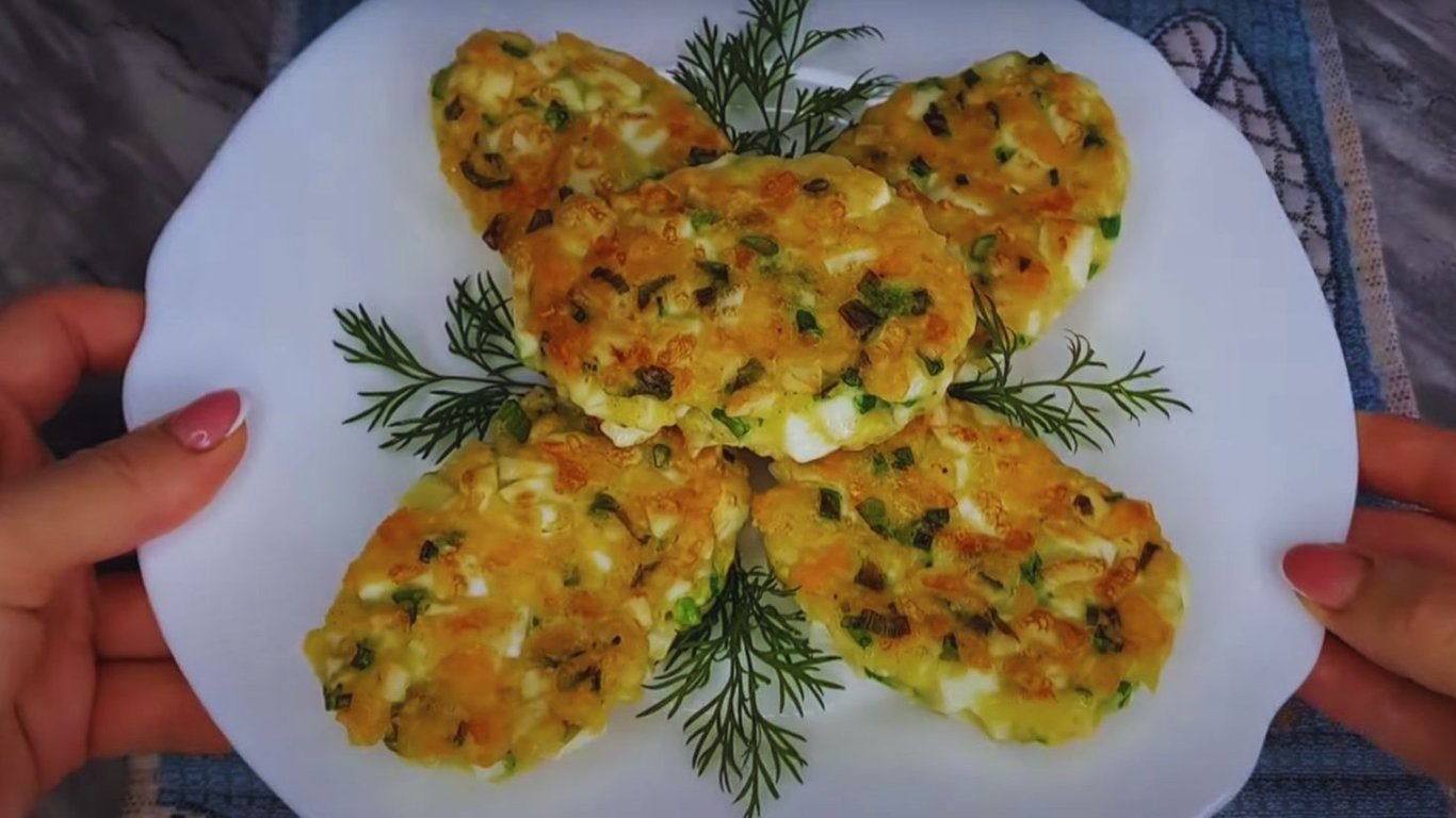 Что приготовить на завтрак из яиц и сыра — фото и видео рецепт