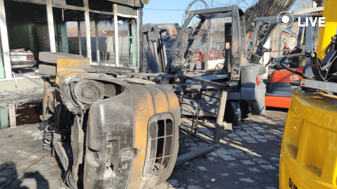 Наслідки російського удару по Одесі — ексклюзивні кадри - фото 8