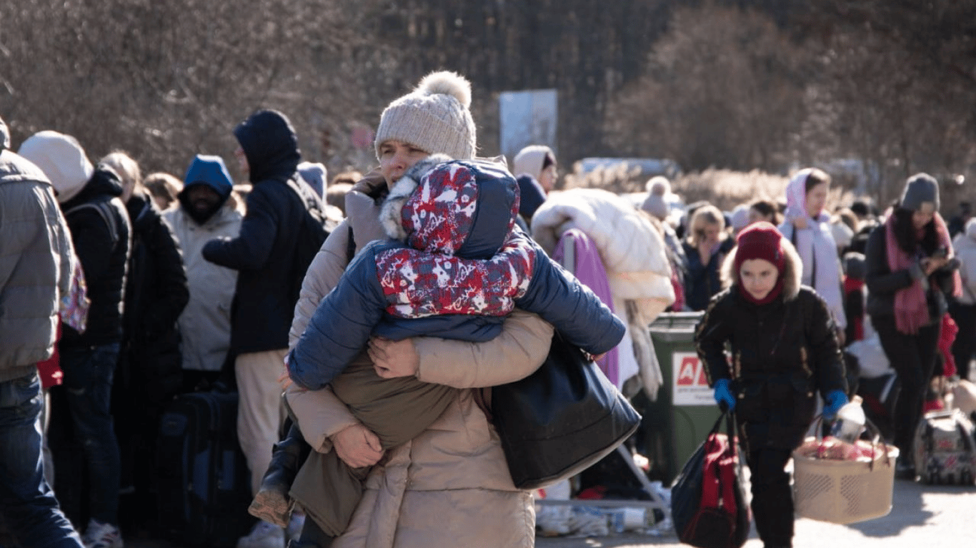 Польща скоротила продовження захисту для біженців з України — який термін