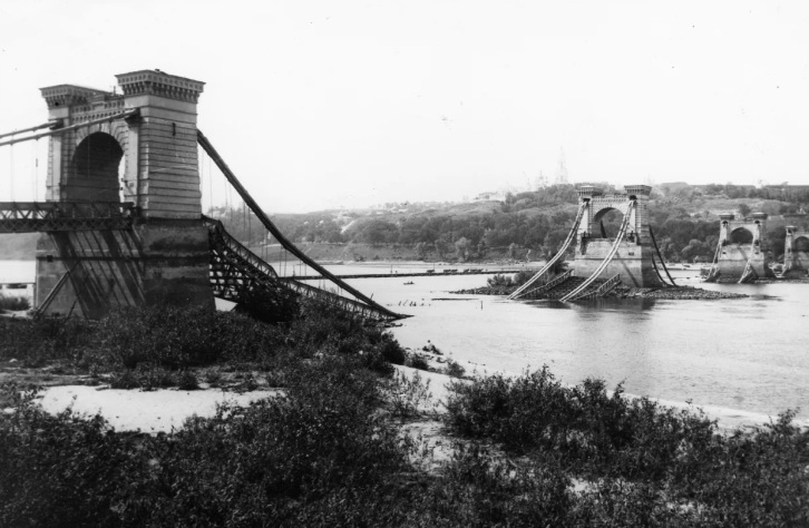 Уничтожение Николаевского моста поляками во время отступления в 1920 году