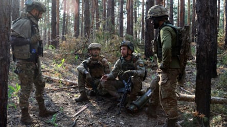 В Минобороны рассказали, какие надбавки получают военные ВСУ - 285x160