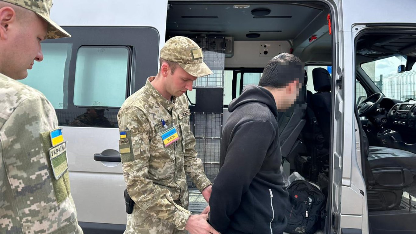 Польща видала Україні військовозобов'язаних втікачів-нелегалів — як їх покарали