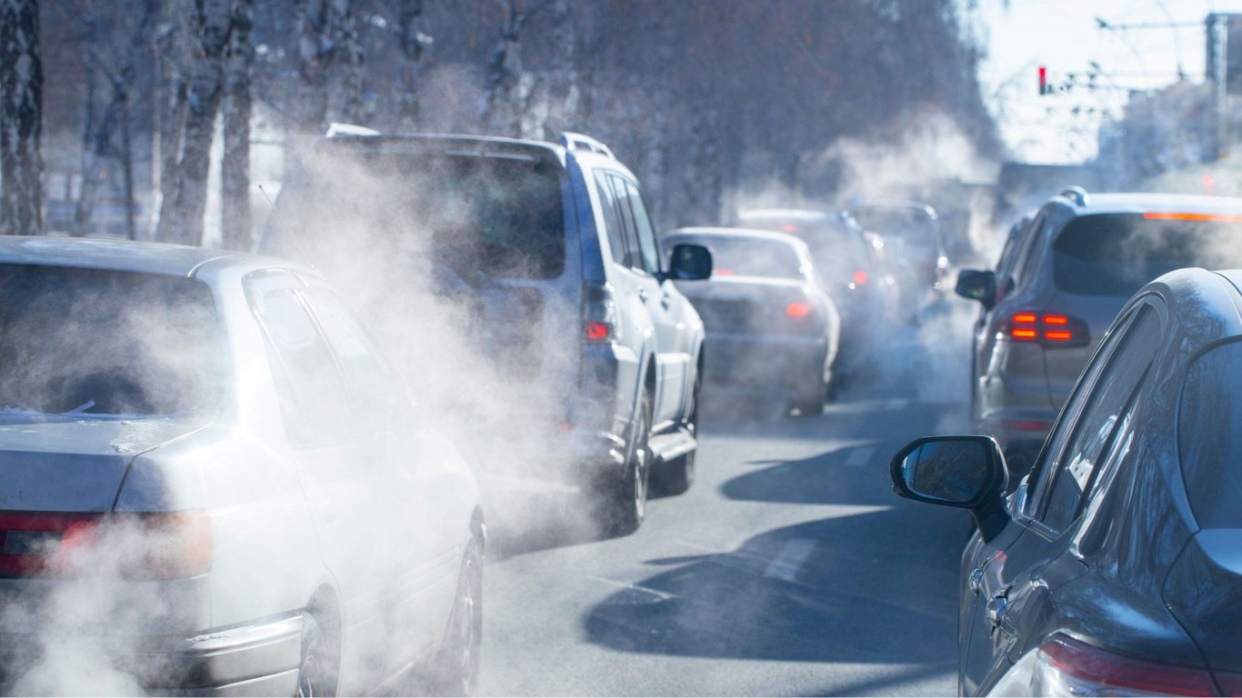 IQAir заявили, що лише 13 країн мали "здорову" якість повітря: чи увійшла в рейтинг Україна