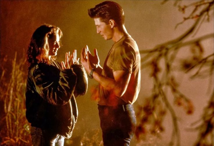 Фрагмент из фантастического фильма "Похитители тел"