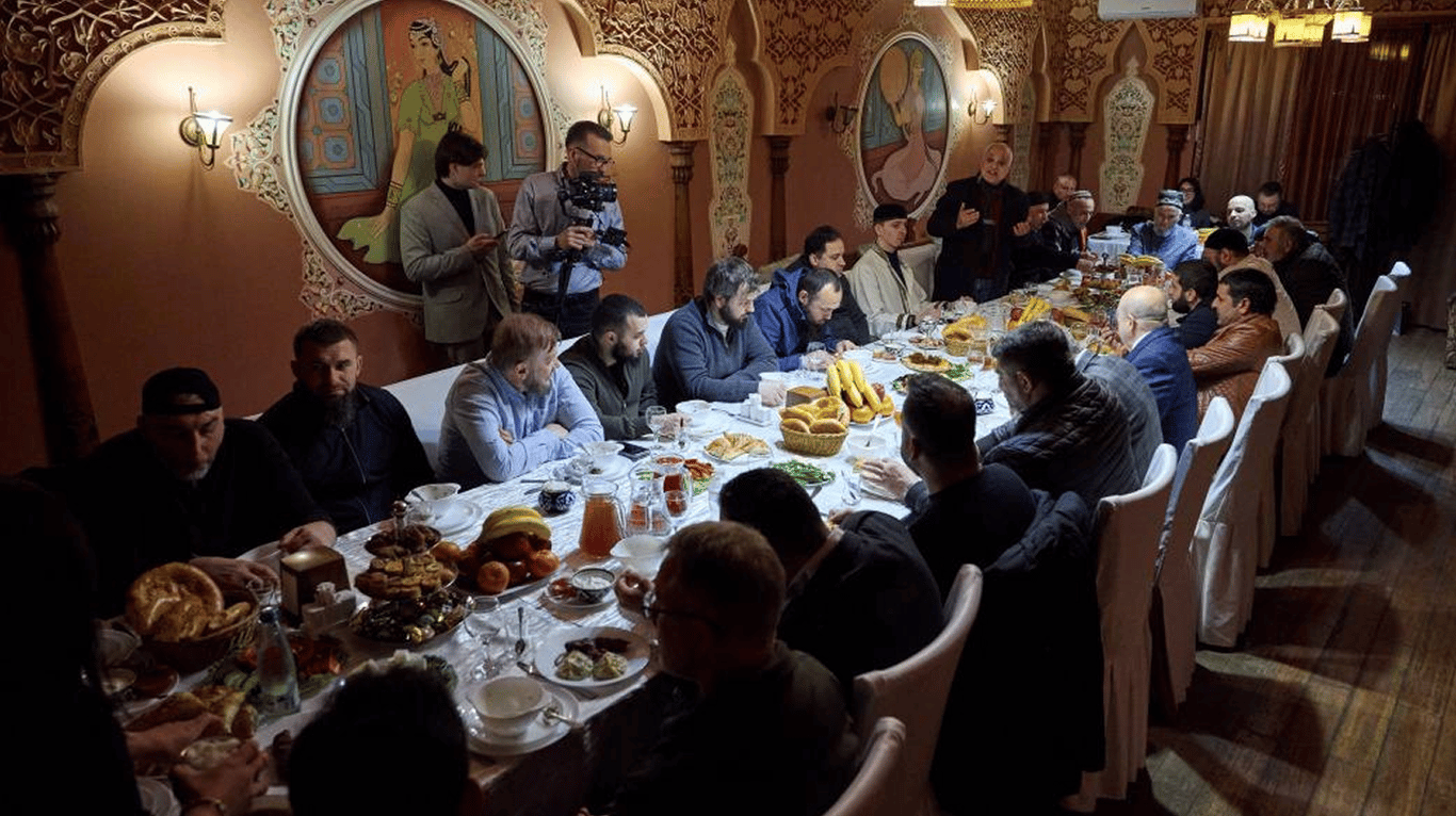 Терехов на встрече с мусульманскими представителями