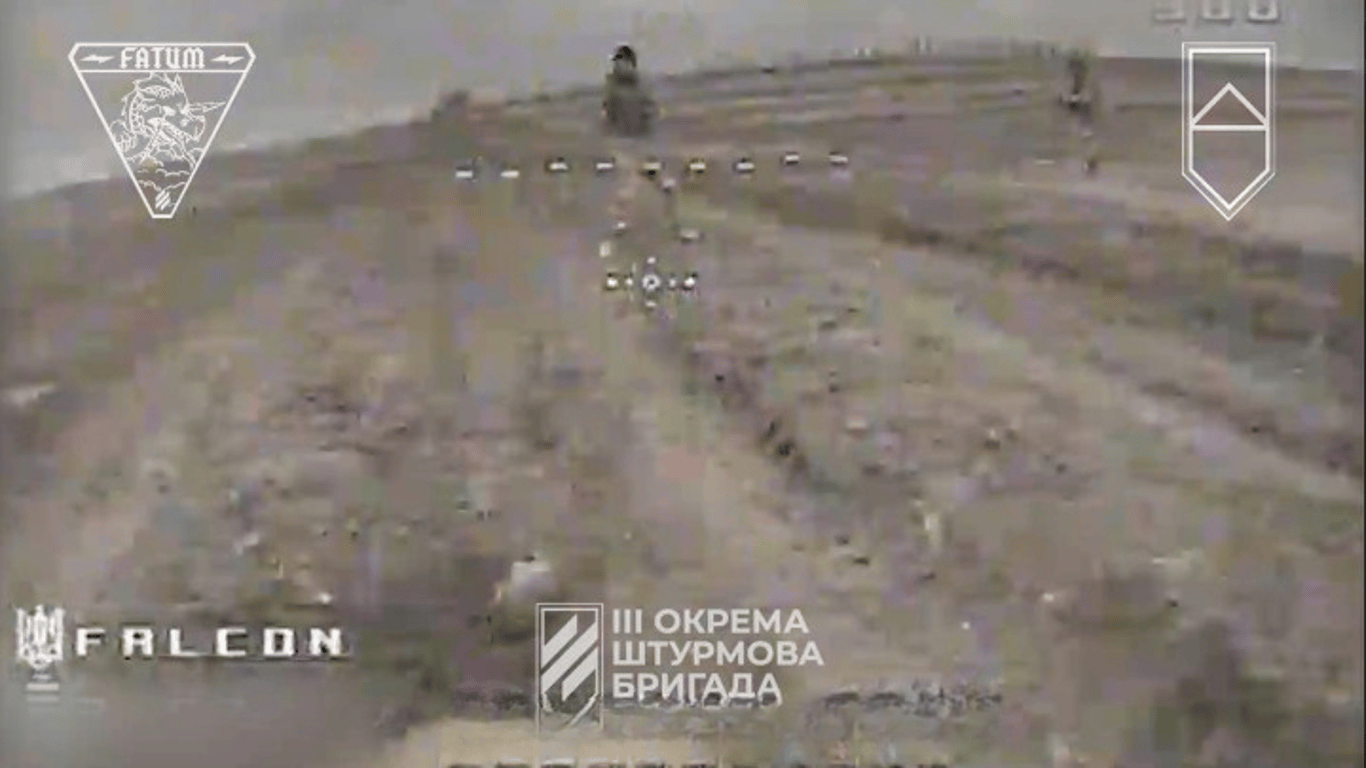 Не втечуть — в 3-й ОШБр показали роботу дронів по російській піхоті