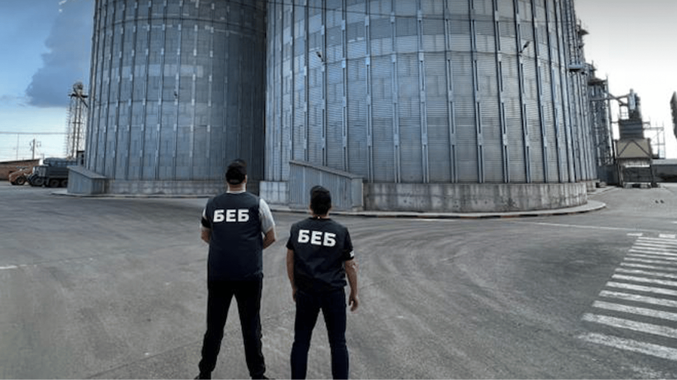 Злочинна схема: арештовано 9 кілотонн зерна на Одеському елеваторі
