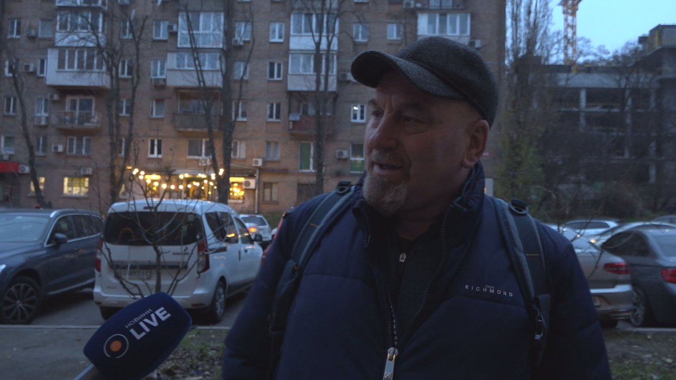 Чи планують кияни ставити ялинку вдома 