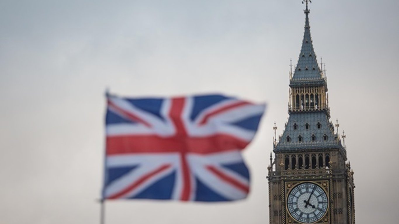 Чиновникам РФ пропонують британський паспорт в обмін на інформацію, — ЗМІ
