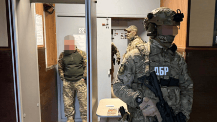 У Харкові представники ТЦК катували двох цивільних чоловіків - 290x166