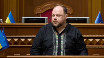 Зеленський присвоїв дипломатичний ранг посла Руслану Стефанчуку - 304x171