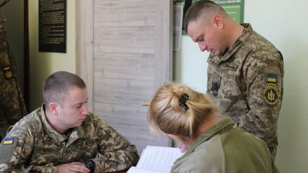 Стаж для пенсии — кому из военных необходима специальная справка - 285x160