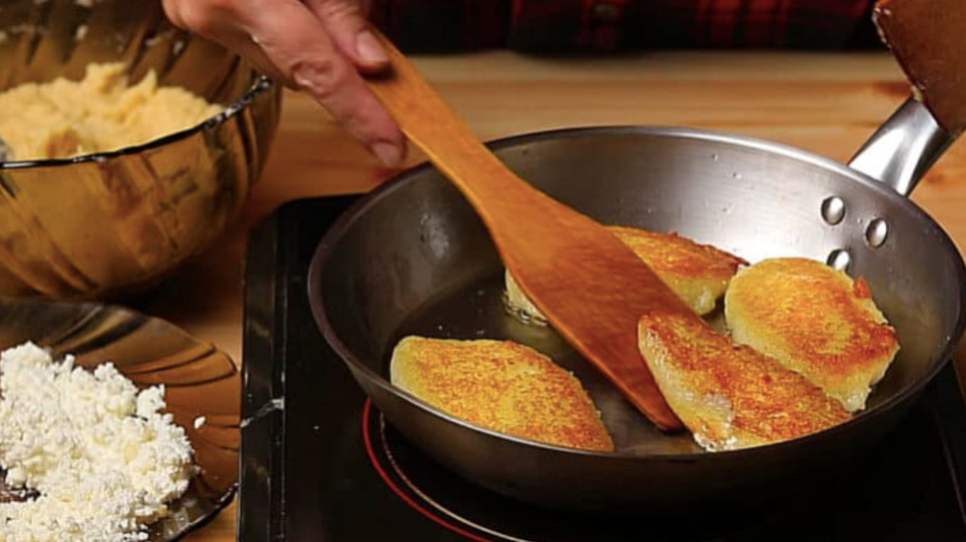 картопляні деруни з сиром