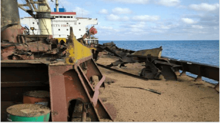 Россияне снова атаковали гражданское судно на Одесчине - 290x166