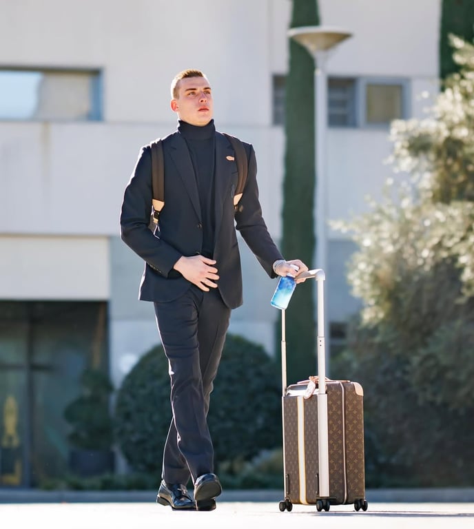 Андрей Лунин