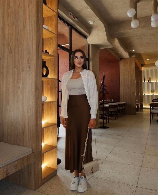 З чим носити довгу спідницю