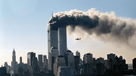Через 23 года появилось видео разрушение башен-близнецов во время теракта в США в 2001 году - 290x166