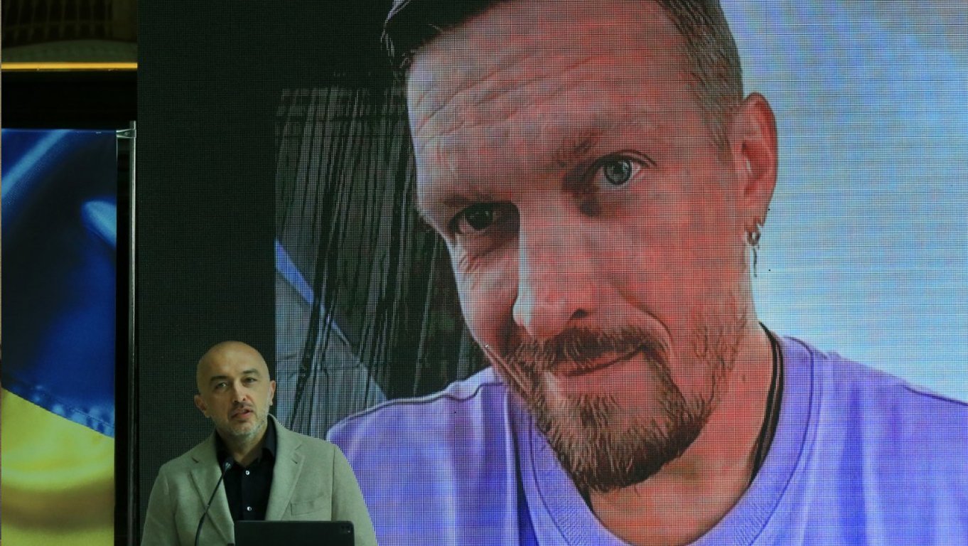 Александр Усик