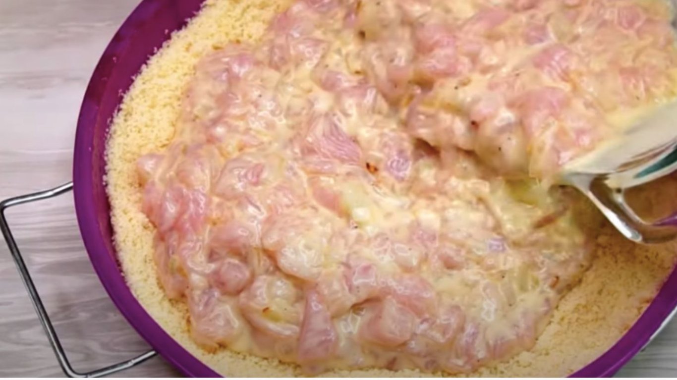 смачний домашній пиріг з куркою