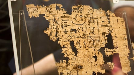 Древний папирус открыл тайну строительства Большой пирамиды в Гизе - 285x160