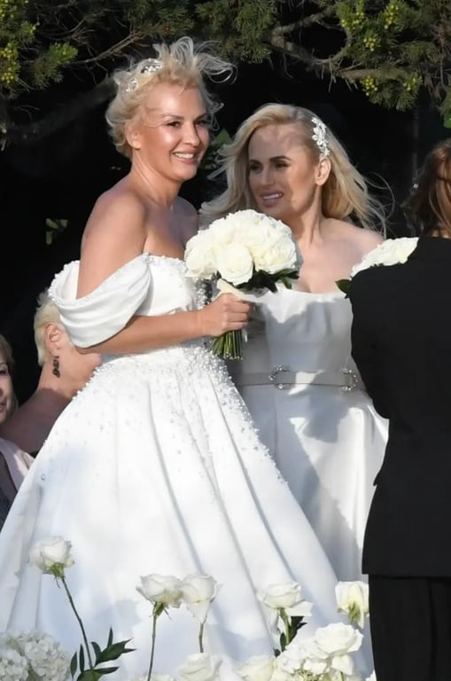 Ребел Вілсон зіграла весілля