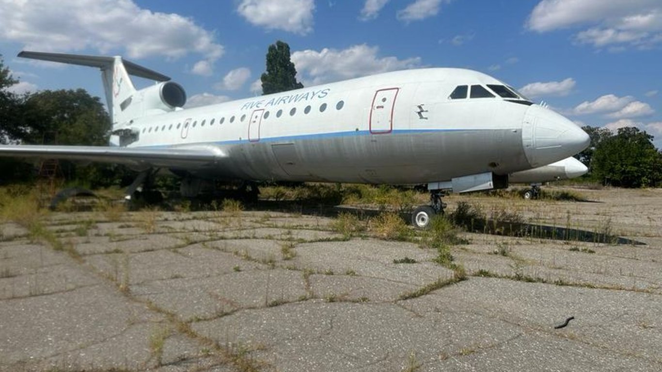 Предложение для миллионеров — в Одессе продают самолет